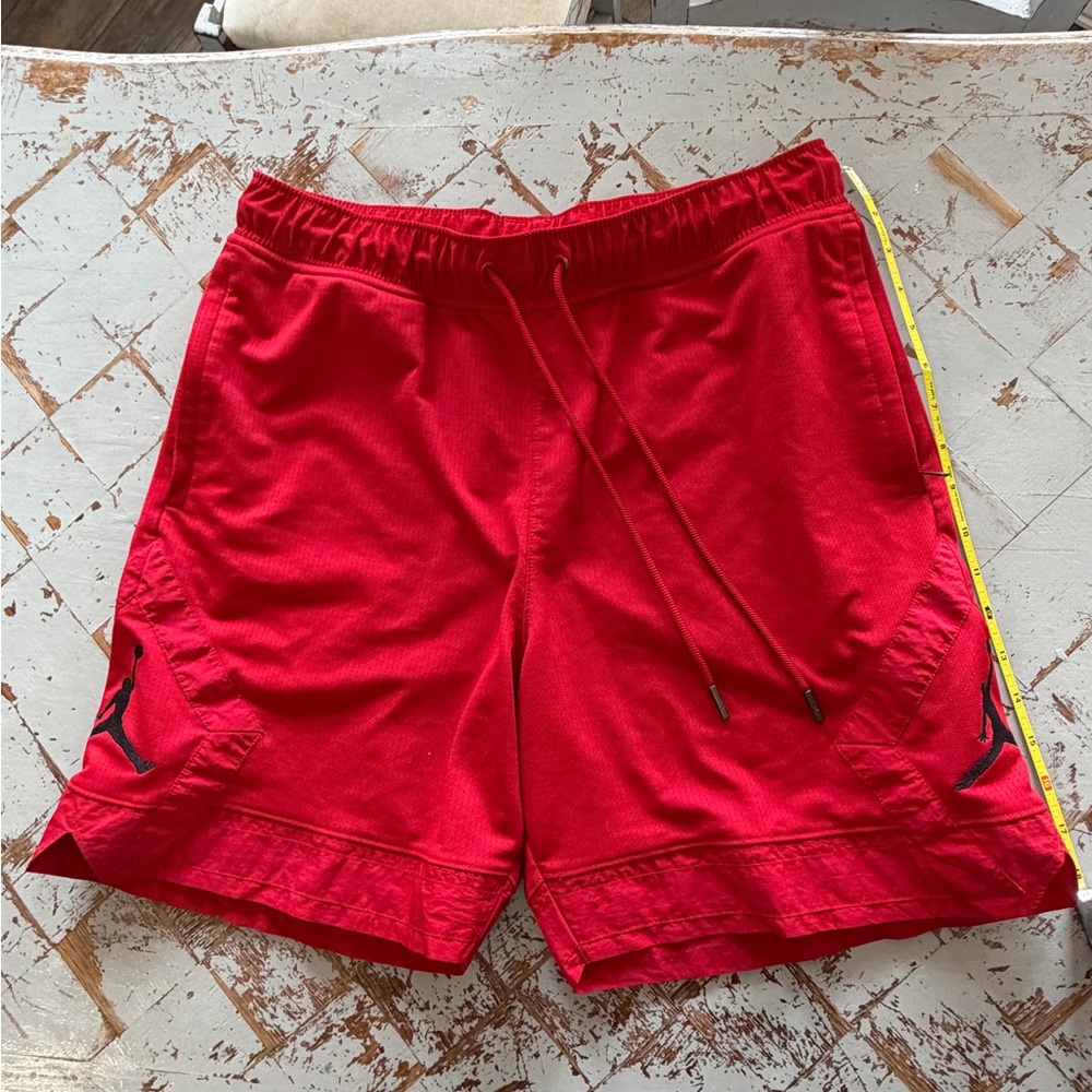 Jordan Men's Shorts Medium Pockets Basketball